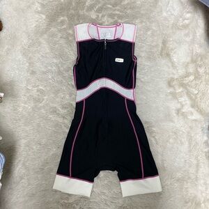 Louis garneau carbon ion women’s small/p triathlon suit- black/ white / pink